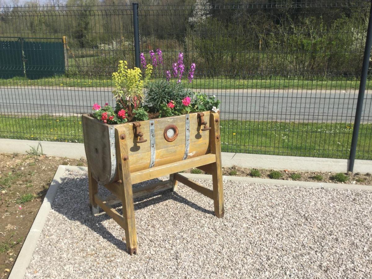 Gite Du Vieux Saule 1 Gite Avec Spa Privatif Pour 2 Personnes 1 Suite Familiale Sans Spa Vieil-Hesdin Exterior foto